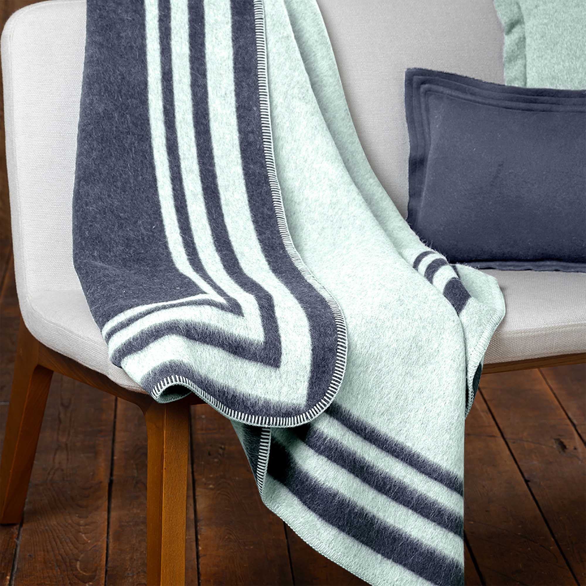 Montauk Throw