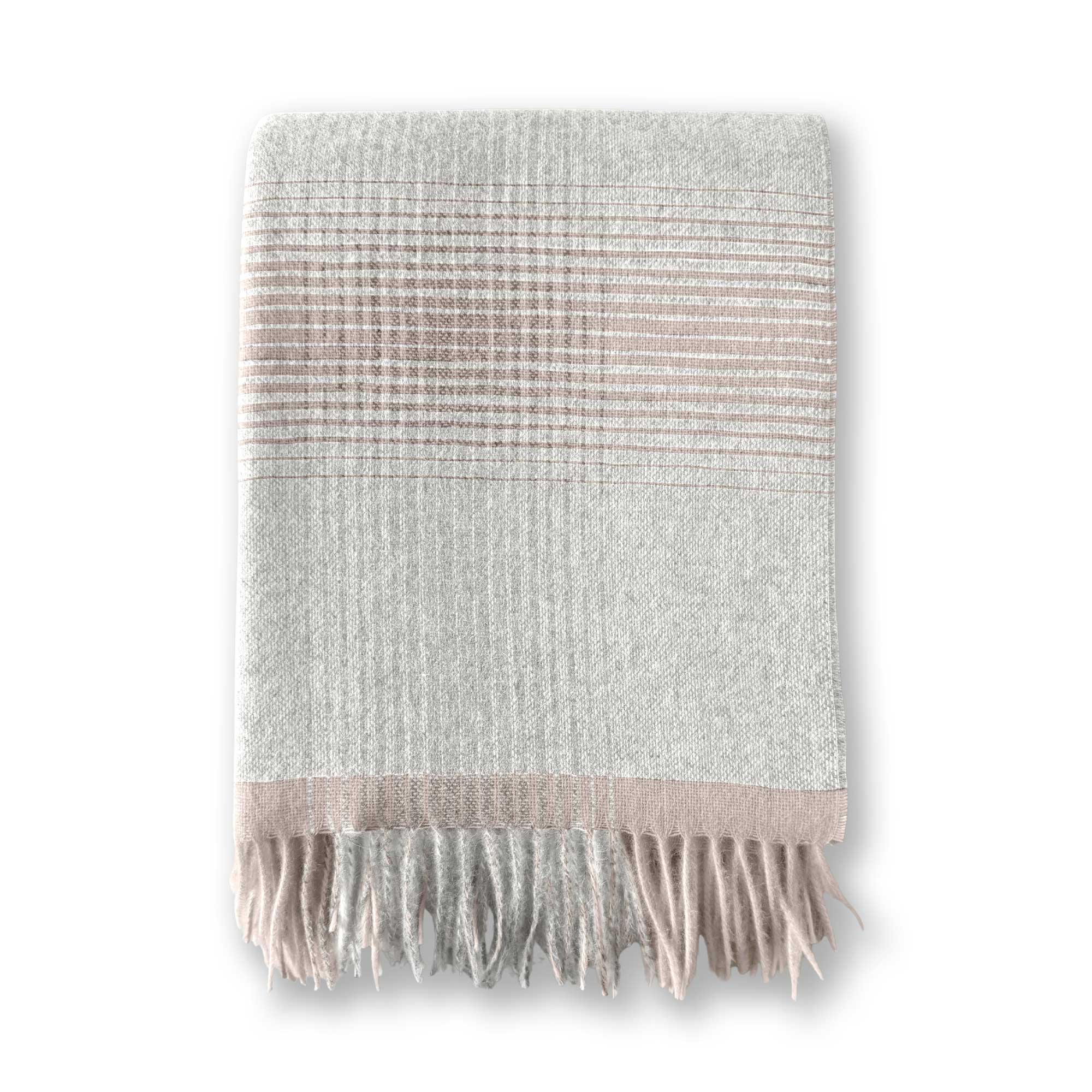 Eagle Point Wrap