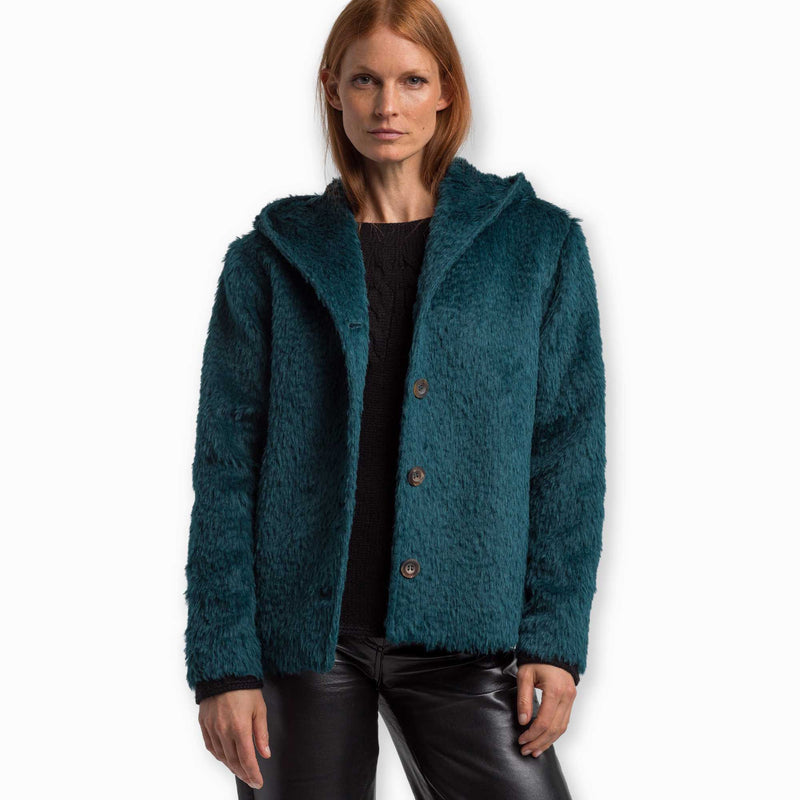 Esencia Women - #Jacket #LISBON made from #alpaca and #wool worn with # leggings and #gloves #MIA both 100% alpaca. #fairtradefashion