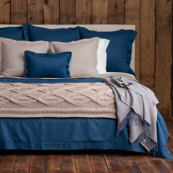 King Hudson Blanket