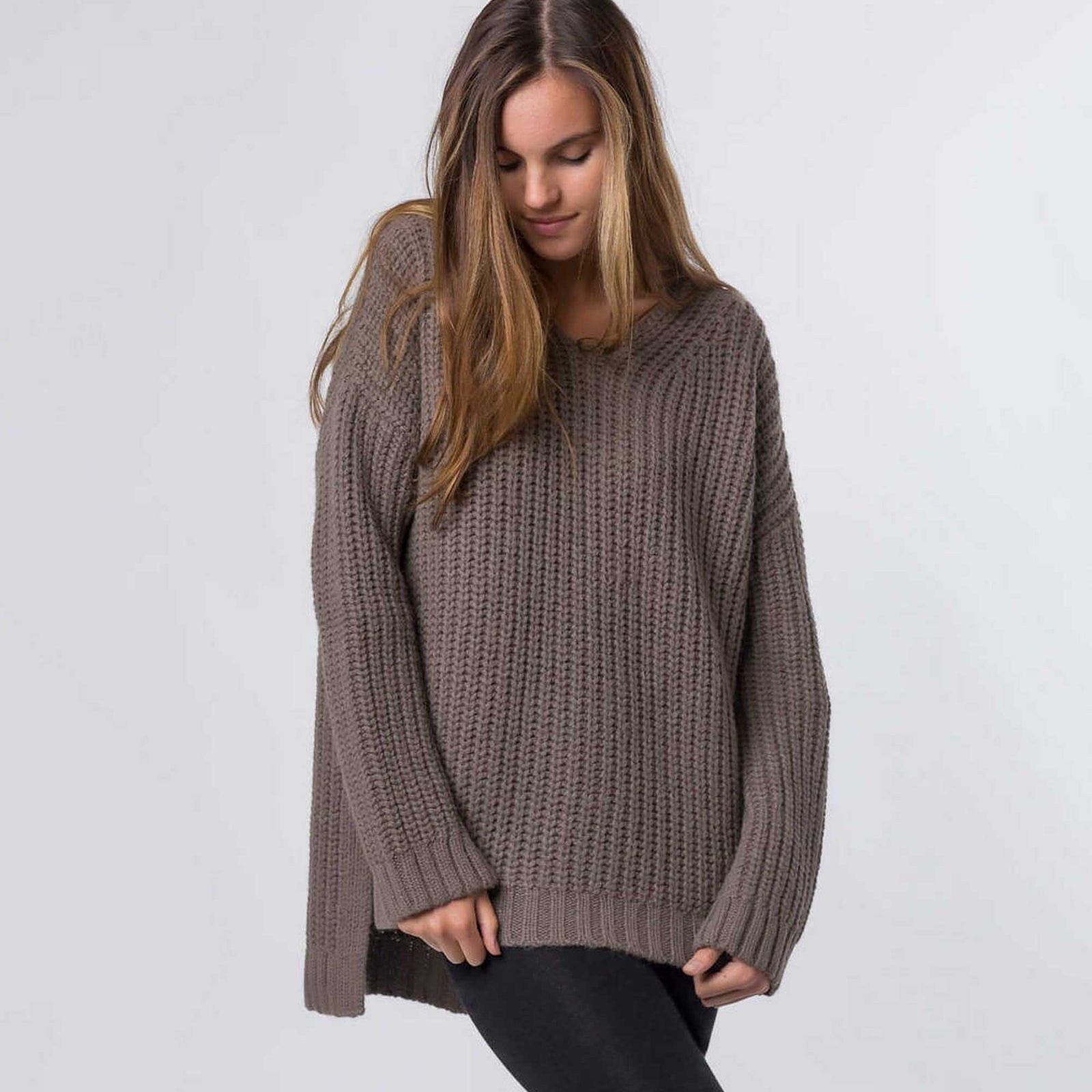 Buy Oversized Sweater | Luxury Alpaca Women's Sweater | Alicia Adams Alpaca  – alicia adams alpaca