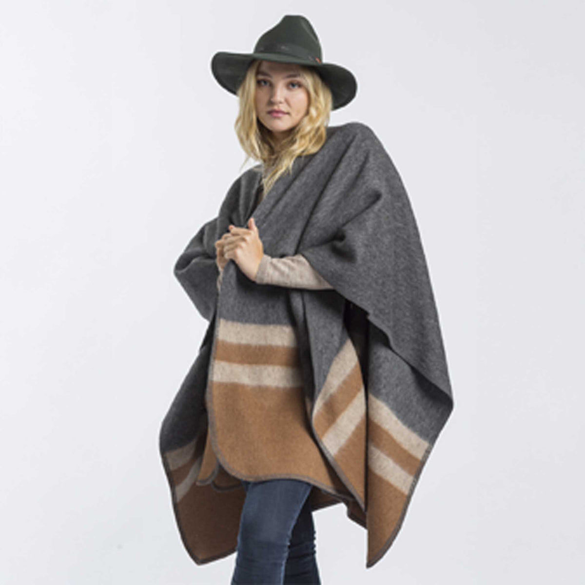 Buy Aspen Cape | Luxury Alpaca Cape | Alicia Adams Alpaca