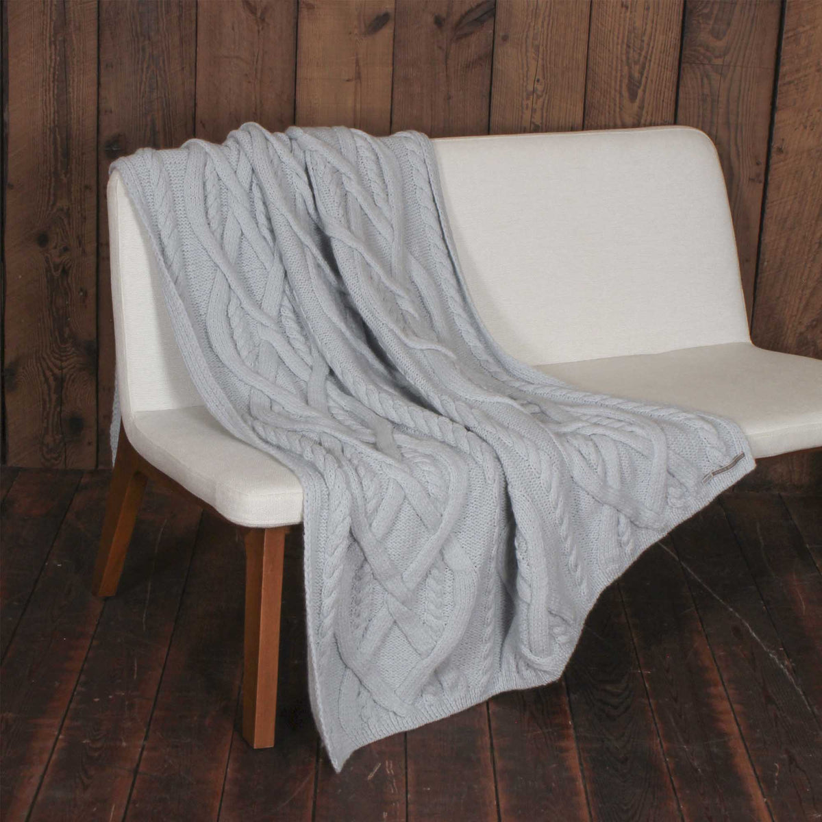 Buckley Throw