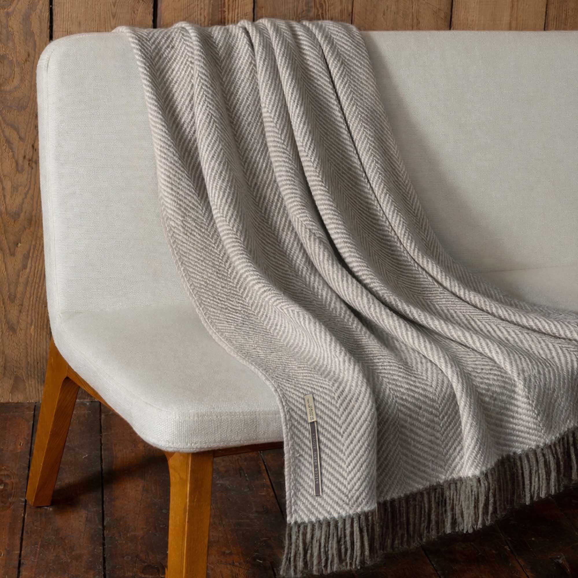 Chevron Throw