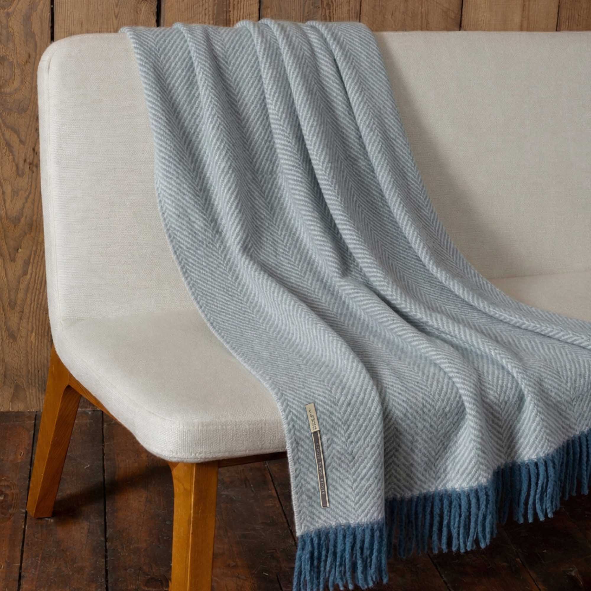 Chevron Throw