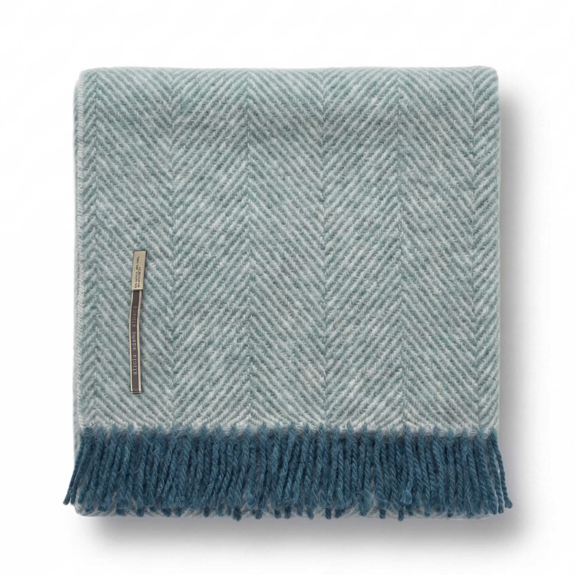 Chevron Throw