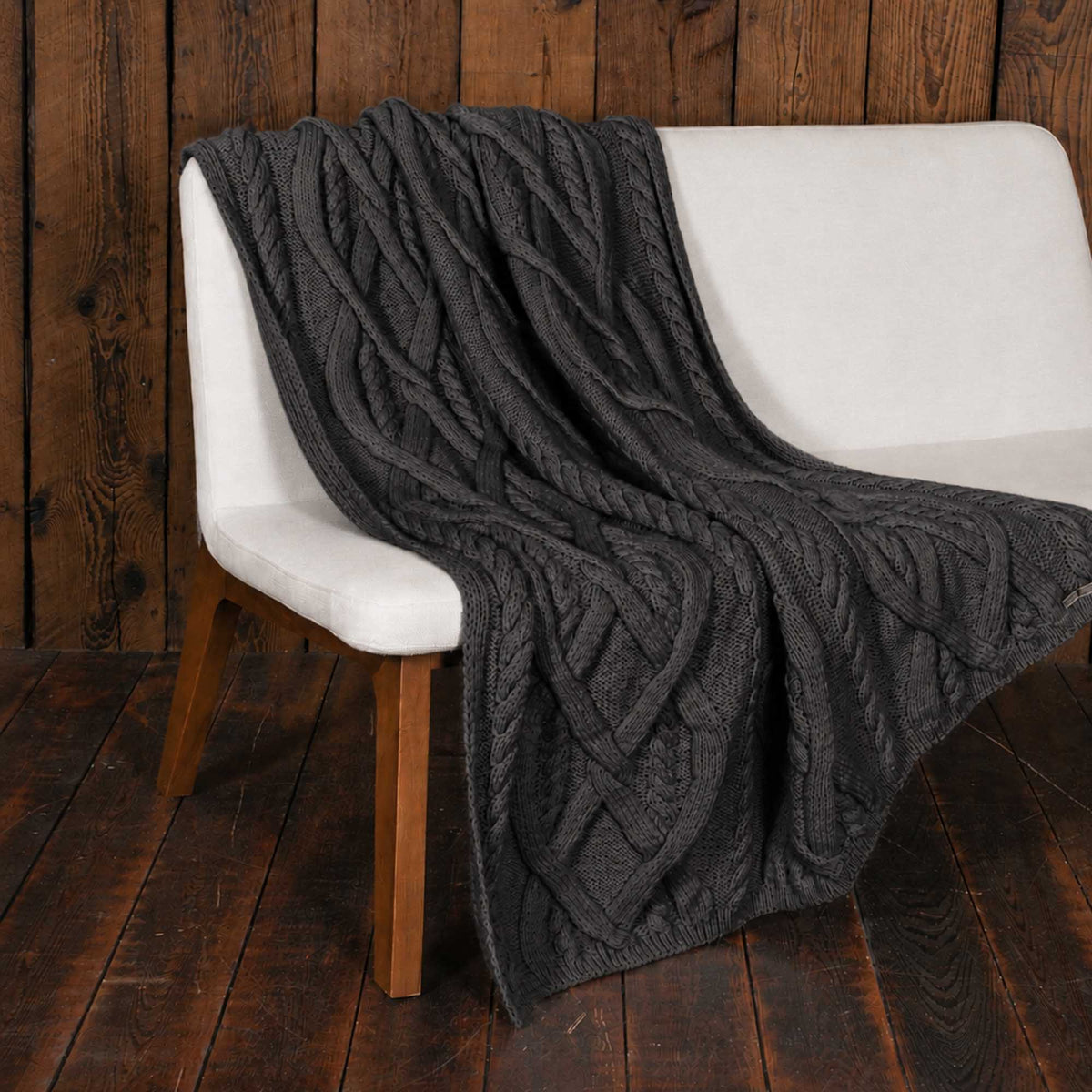 Buckley Throw