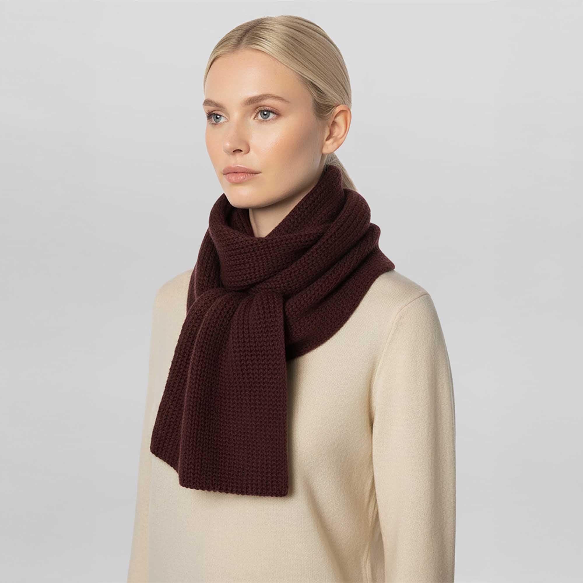 Davos Scarf