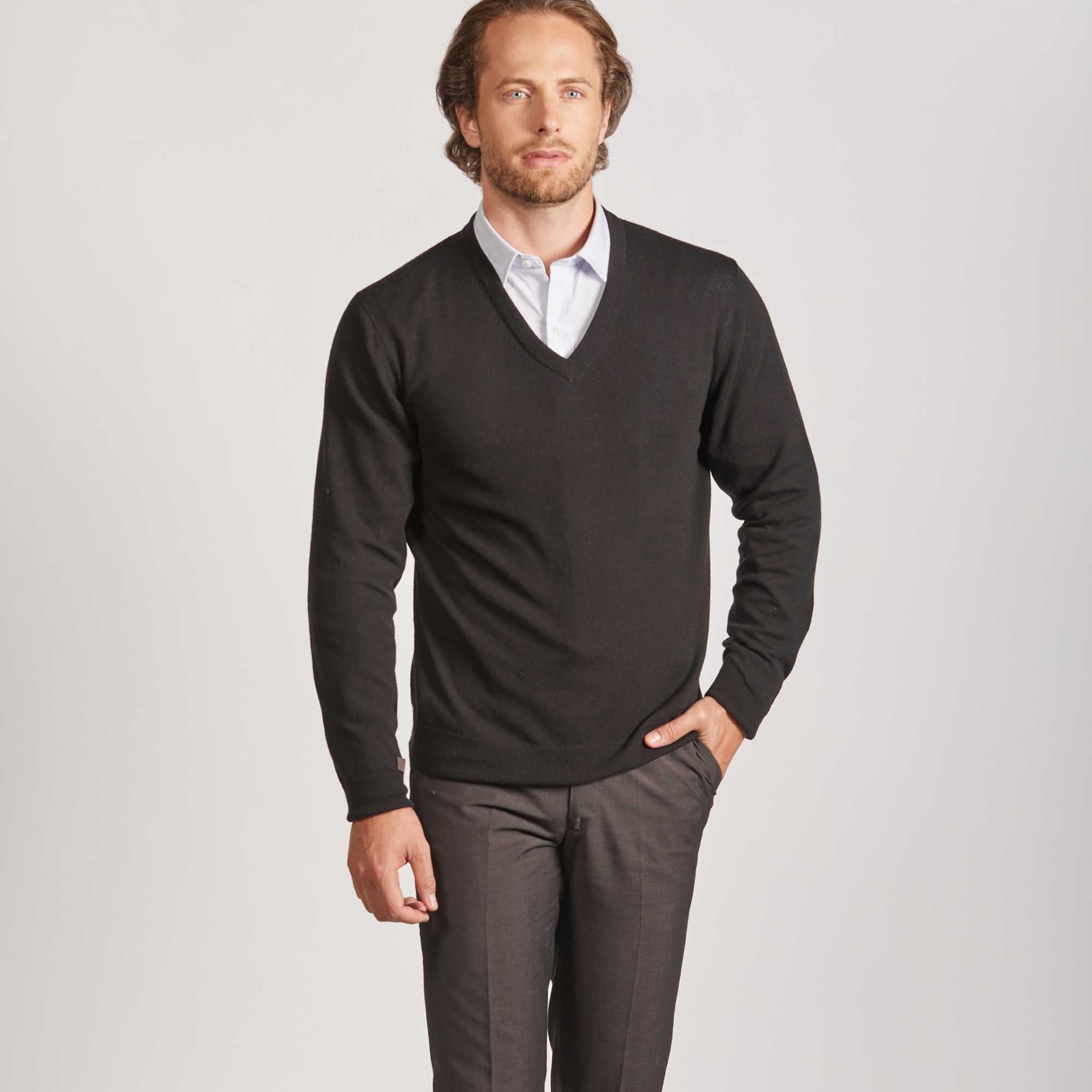 Buy Vicuña V Neck Sweater | Luxury Vicuña Sweater | Alicia Adams Alpaca ...